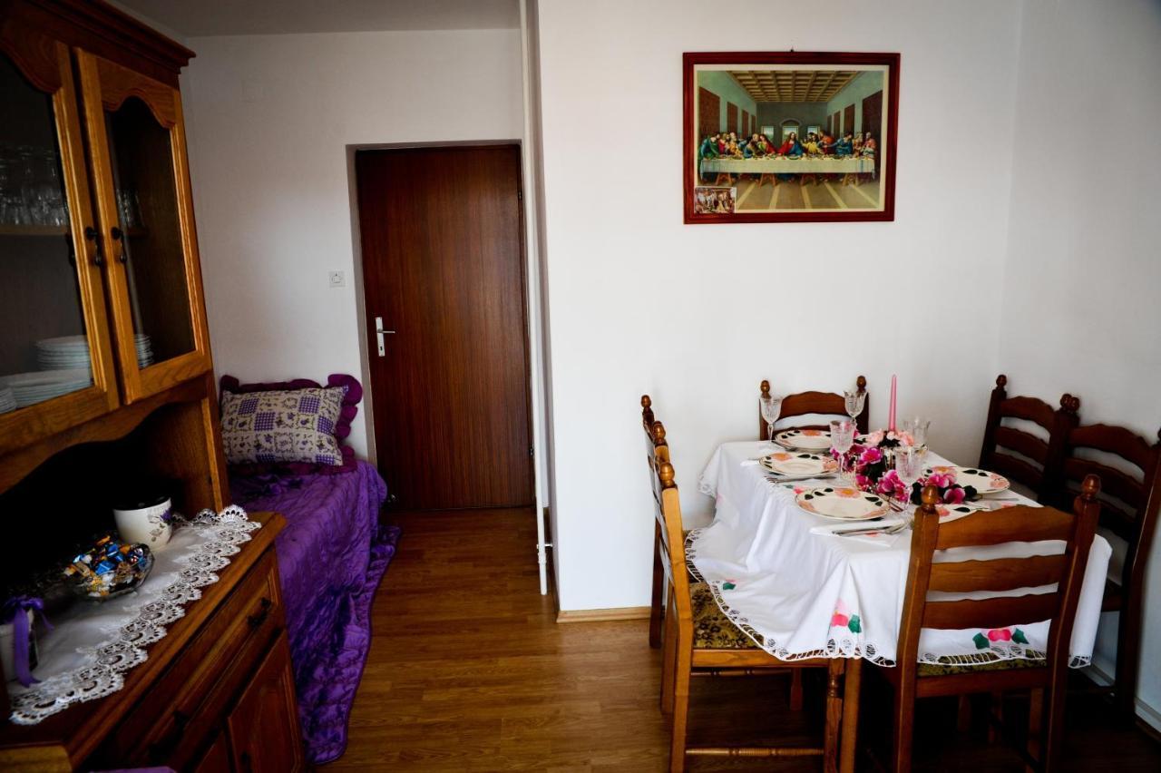 Apartments With A Parking Space Kampor, Rab - 14998 Zewnętrze zdjęcie